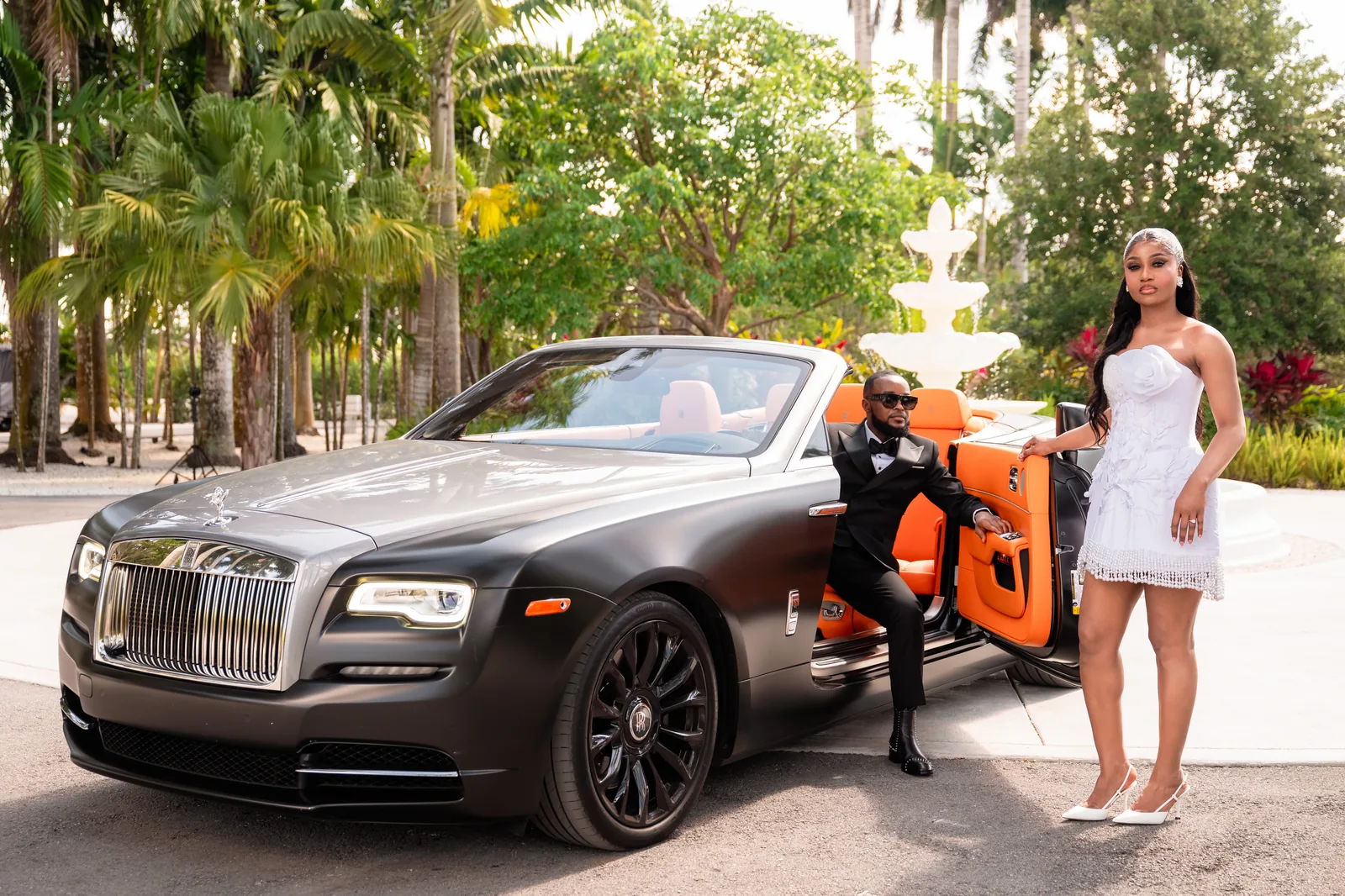 Arriving in style — the Rolls-Royce Dawn, an editorial moment