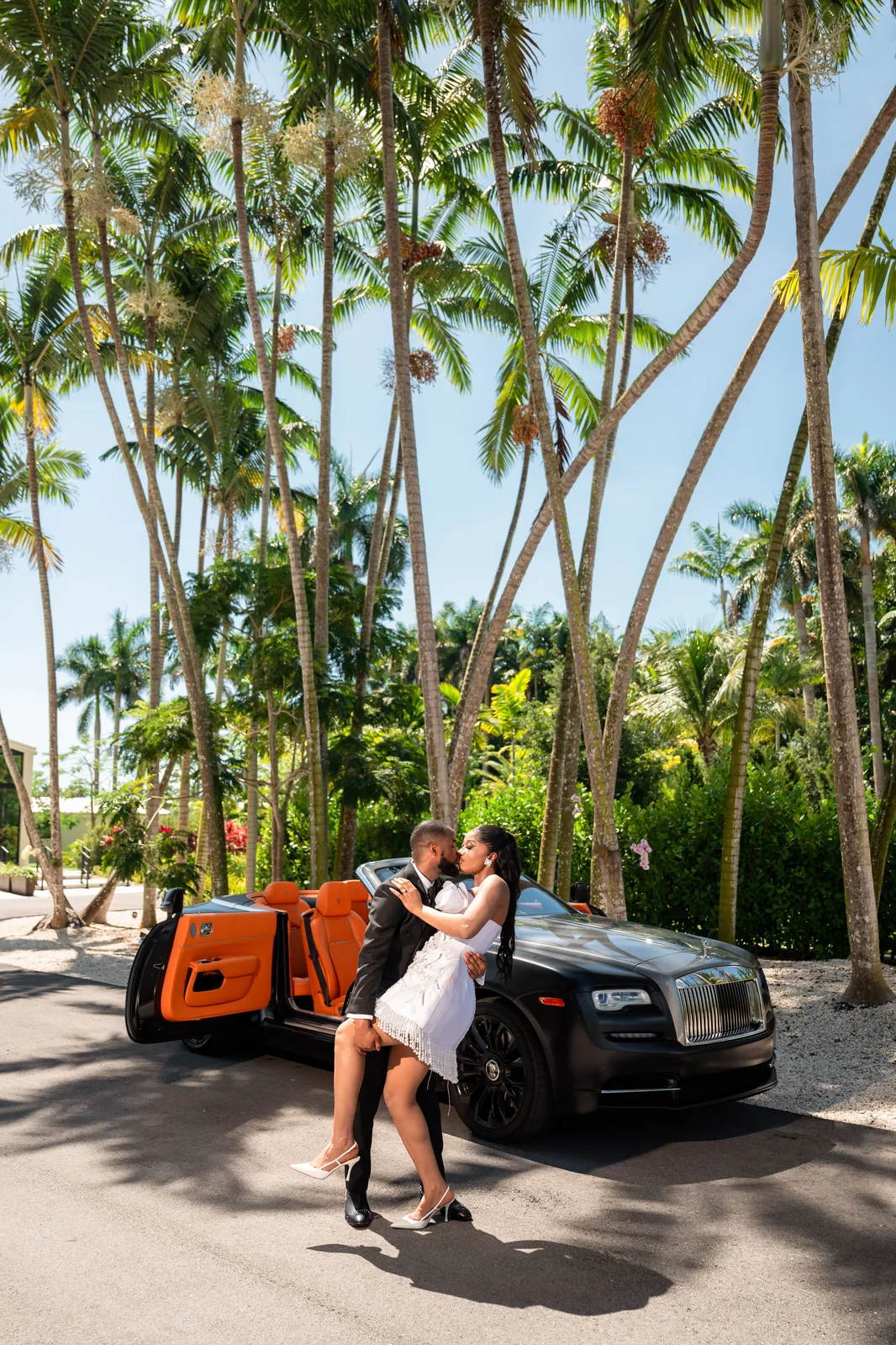 Beneath the gazebo — a kiss under the colonnade
